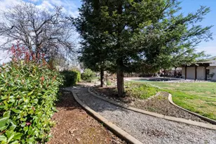 1426 Gladstone Ct, Redding, CA 96001 - Photo 35