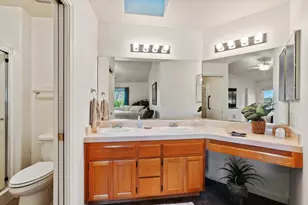 1426 Gladstone Ct, Redding, CA 96001 - Photo 21