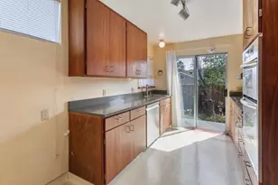 1731 Francis Ct, Belmont, CA 94002 - Photo 7