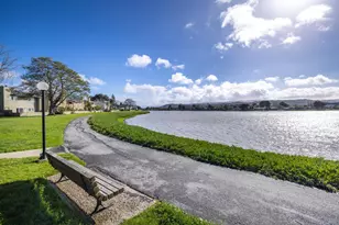 662 Draco Ln, Foster City, CA 94404 - Photo 39