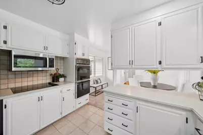 12135 Country Squire Way, Saratoga, CA 95070 - Photo 17
