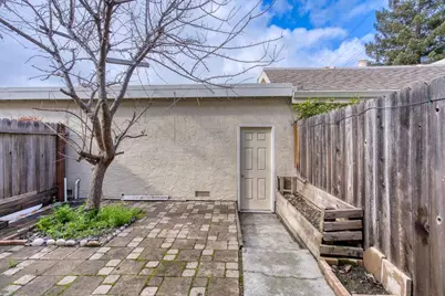 2252 Creek Bed Ct, Santa Clara, CA 95054 - Photo 35