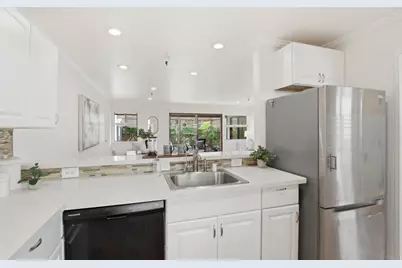 439 Alberto Way A102, Los Gatos, CA 95032 - Photo 5