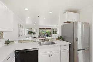 439 Alberto Way A102, Los Gatos, CA 95032 - Photo 5