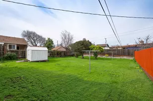 1729 Cypress Ave, San Mateo, CA 94401 - Photo 11