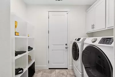 1650 Clover Ct, Hollister, CA 95023 - Photo 11