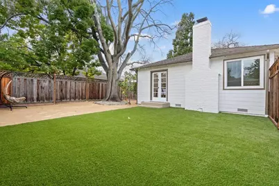 576 Green Manor Ct, Palo Alto, CA 94301 - Photo 31