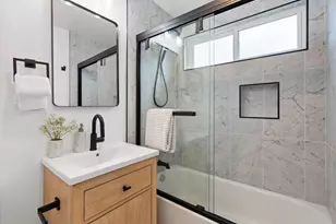 576 Green Manor Ct, Palo Alto, CA 94301 - Photo 13