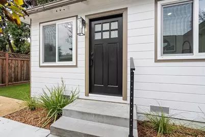 576 Green Manor Ct, Palo Alto, CA 94301 - Photo 17