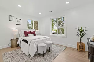 576 Green Manor Ct, Palo Alto, CA 94301 - Photo 11