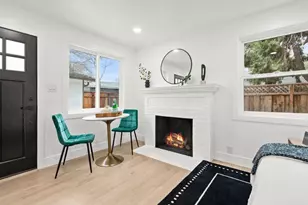 576 Green Manor Ct, Palo Alto, CA 94301 - Photo 19