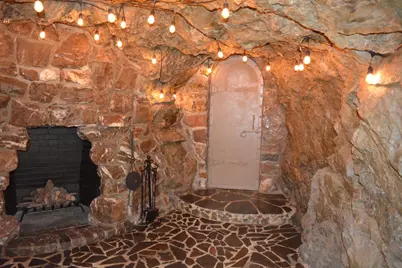 3035 Canyon Rd, Burlingame, CA 94010 - Photo 23