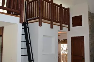 3035 Canyon Rd, Burlingame, CA 94010 - Photo 13