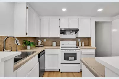 34631 Pueblo Ter, Fremont, CA 94555 - Photo 9