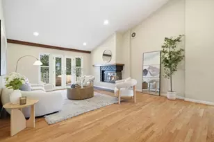 10140 Hillcrest Rd, Cupertino, CA 95014 - Photo 3