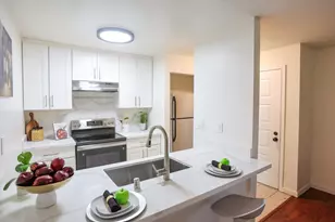 274 Stonegate Cir, San Jose, CA 95110 - Photo 5