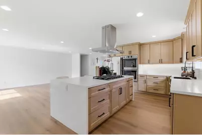 700 Eschenburg Dr, Gilroy, CA 95020 - Photo 11