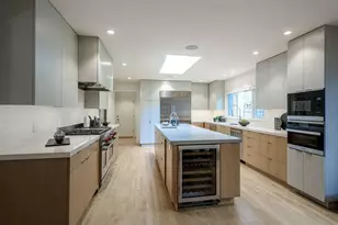 747 Bromfield Rd, Hillsborough, CA 94010 - Photo 15