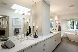 747 Bromfield Rd, Hillsborough, CA 94010 - Photo 27