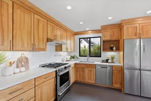 1935 Walnut Grove Ave, San Jose, CA 95126 - Photo 7