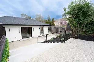 17293 Sereno Ct, Monte Sereno, CA 95030 - Photo 21