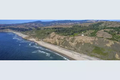 20075 Cabrillo Hwy, Half Moon Bay, CA 94019 - Photo 9