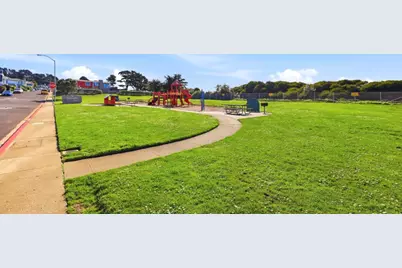 62 Palisades Dr, Daly City, CA 94015 - Photo 45