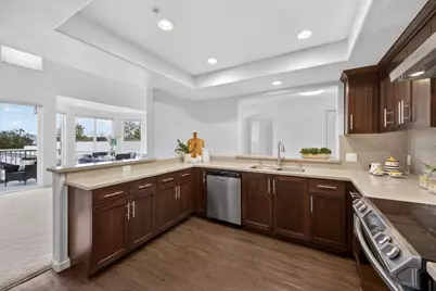 912 Campisi Way 417, Campbell, CA 95008 - Photo 5