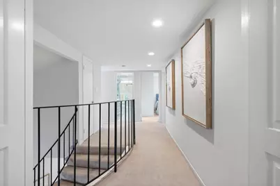 2056 Fairmont Dr, San Mateo, CA 94402 - Photo 39