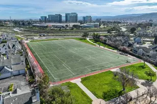 18 Binnacle Ln, Foster City, CA 94404 - Photo 41