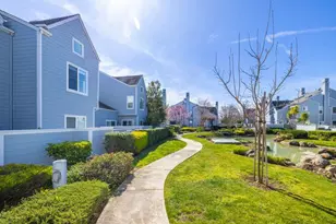 18 Binnacle Ln, Foster City, CA 94404 - Photo 29