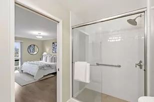 1075 Shell Blvd 7, Foster City, CA 94404 - Photo 23