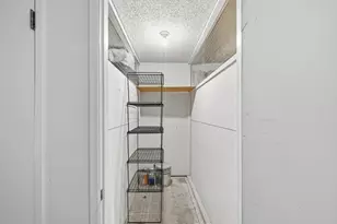 1075 Shell Blvd 7, Foster City, CA 94404 - Photo 29