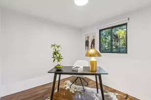 2323 Summit Dr, Hillsborough, CA 94010 - Photo 49