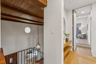 2323 Summit Dr, Hillsborough, CA 94010 - Photo 25