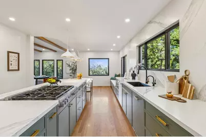 2323 Summit Dr, Hillsborough, CA 94010 - Photo 21