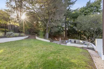 2323 Summit Dr, Hillsborough, CA 94010 - Photo 57