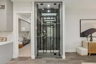 12584 Paseo Flores, Saratoga, CA 95070 - Photo 11