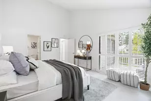 19713 Vineyard Ln, Saratoga, CA 95070 - Photo 17