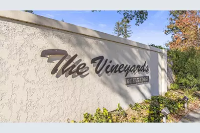 19713 Vineyard Ln, Saratoga, CA 95070 - Photo 23