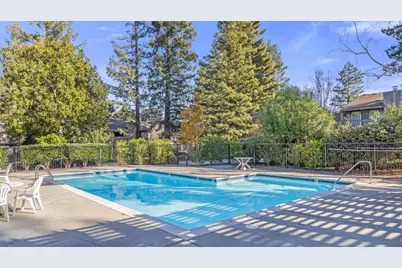 19713 Vineyard Ln, Saratoga, CA 95070 - Photo 25