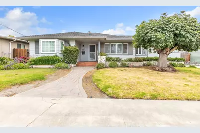 22 San Juan Dr, Salinas, CA 93901 - Photo 1