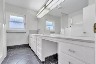 22 San Juan Dr, Salinas, CA 93901 - Photo 11