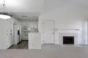 3674 Oakwood Ter 302, Fremont, CA 94536 - Photo 5