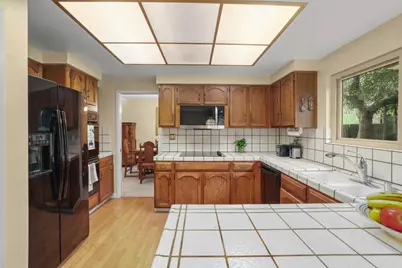 25638 West Camino Vista, Hayward, CA 94541 - Photo 11