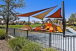 176 Agustin Narvaez St, San Jose, CA 95136 - Photo 37