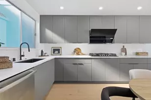 550 Holyoke St, San Francisco, CA 94134 - Photo 11