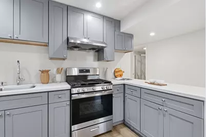 550 Holyoke St, San Francisco, CA 94134 - Photo 25