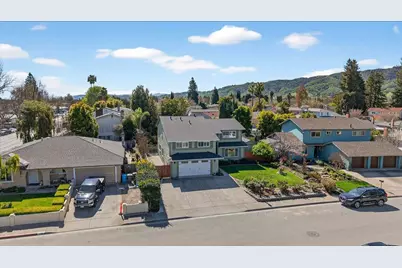 704 Lexington Pl, Gilroy, CA 95020 - Photo 73