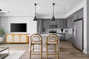 548 Oakdale Way 177-19 Plan 2, San Jose, CA 95117 - Photo 3